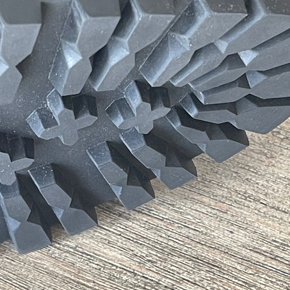 NEW QUINCE CHELSEA SUEDE PULL ON BOOTS WOMENS BLACK 1.5 INCH HEEL - Picture 13 of 15